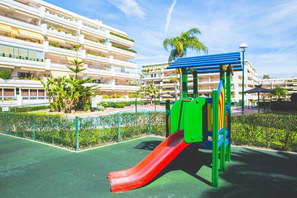 Espacioso En Guadalmina - Apartamento *
